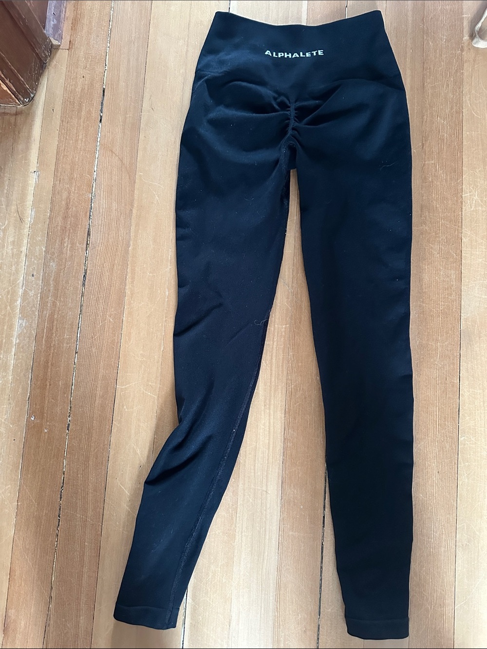 Alphalete Kids Black Scrunch-Back Active Leggings